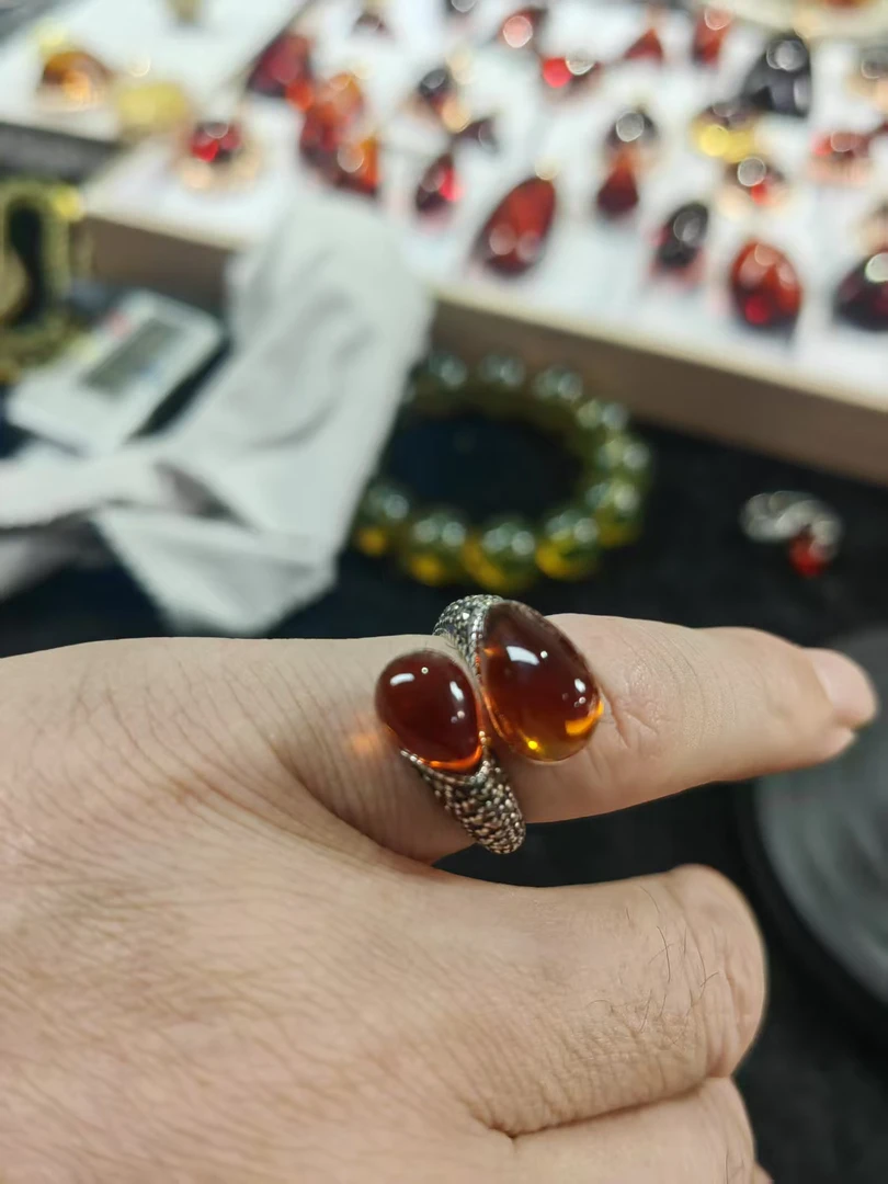天然缅甸血珀戒指