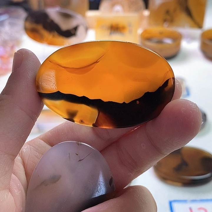 玛瑙/玉髓未镶嵌珠宝半成品