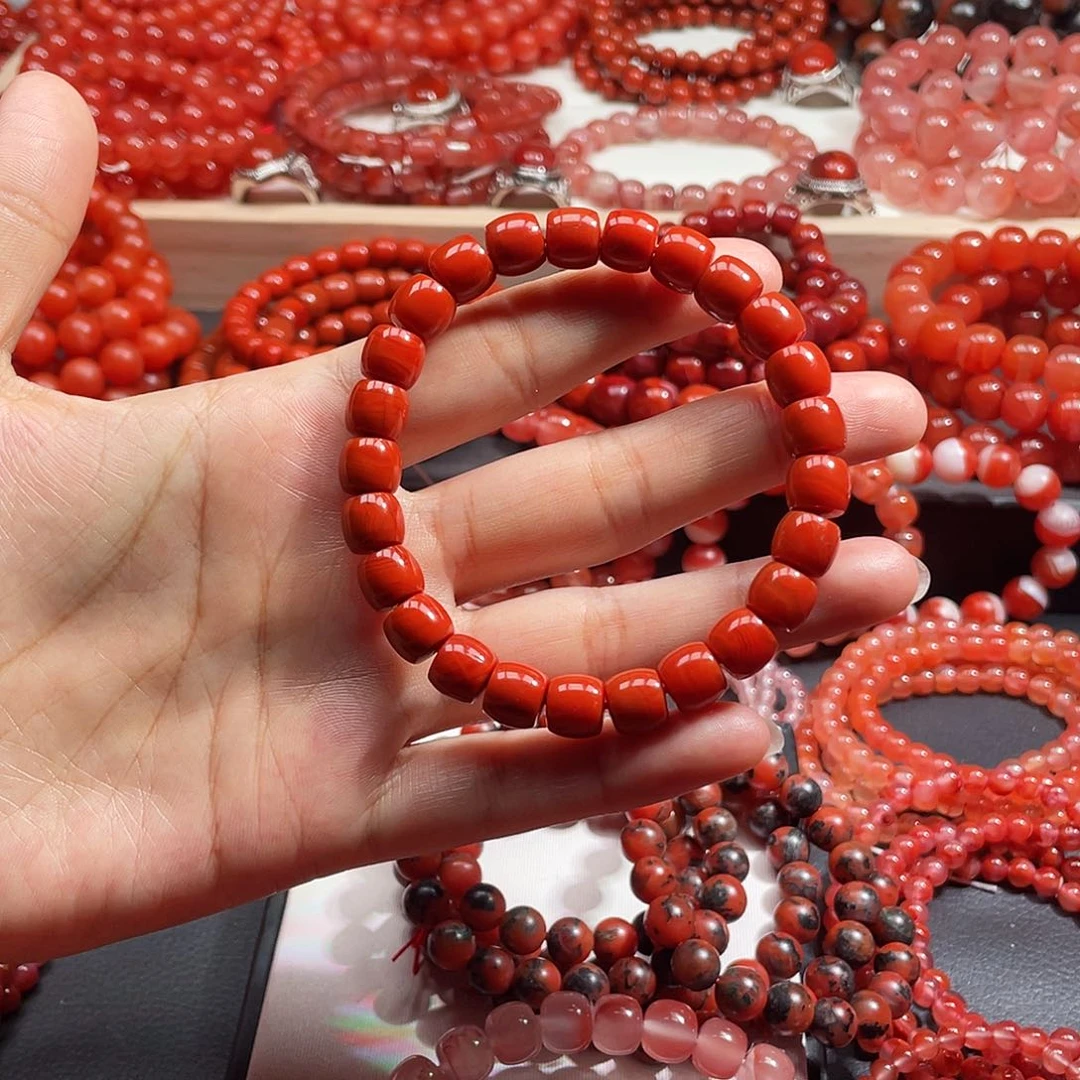 王***、手链未镶嵌南红玛瑙