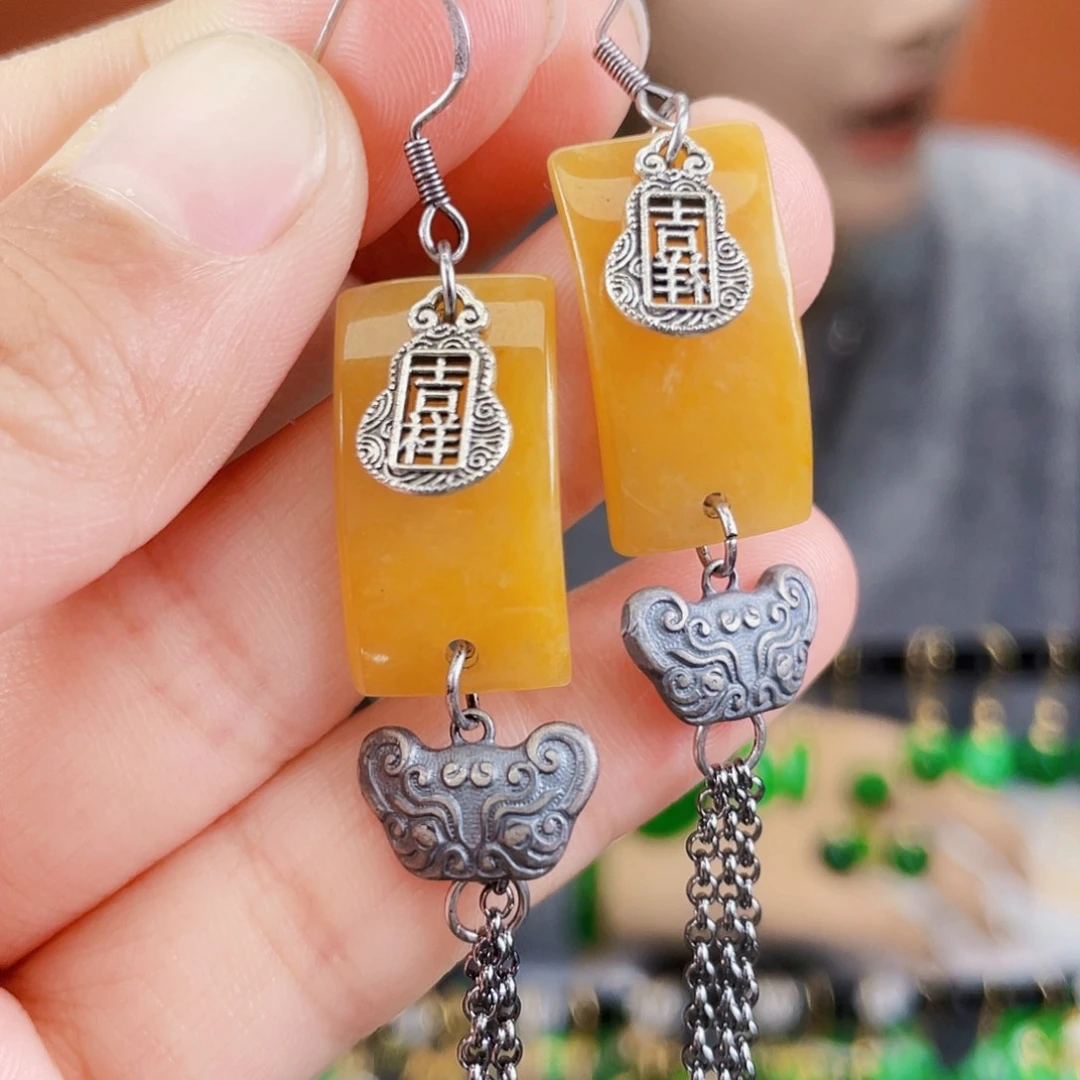 翡翠未镶嵌耳饰饰品