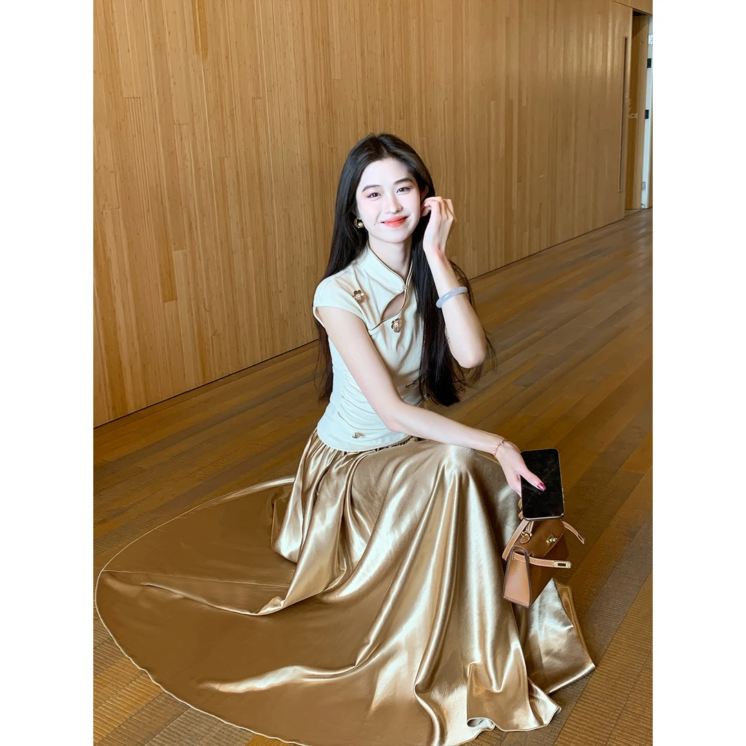 凌茜恣禾【缎月生香】国风新中式灰杏色上衣显瘦贵气高级香槟金半裙