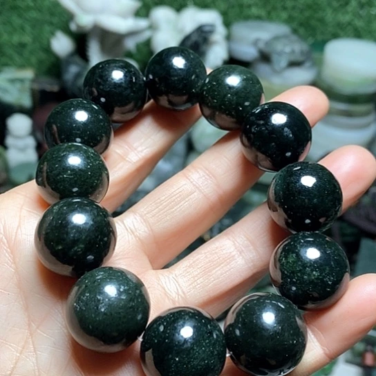 未镶嵌和田玉（糖玉）珠宝半成品