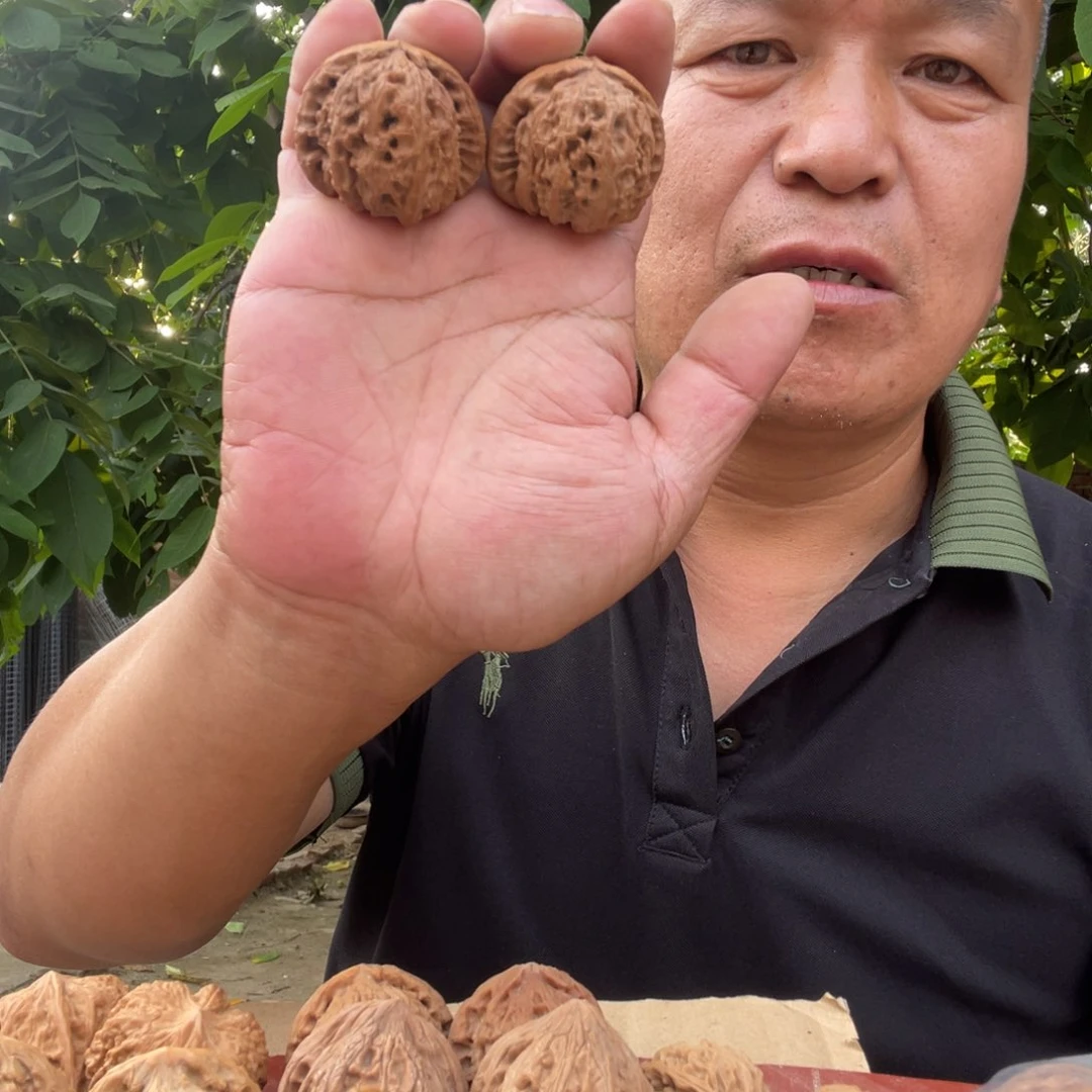 文玩核桃吊坠.*.小修白狮子40