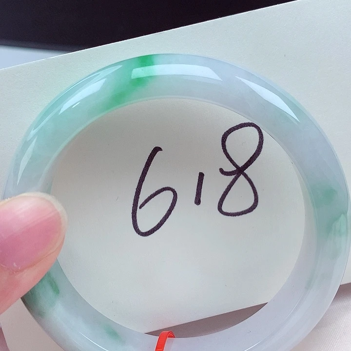 翡翠未镶嵌手镯翡翠