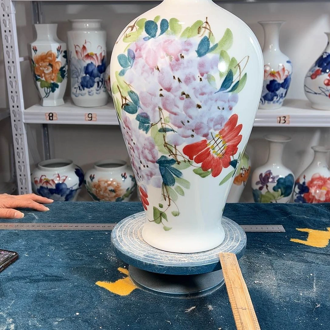 摆件景德镇陶瓷梅紫藤