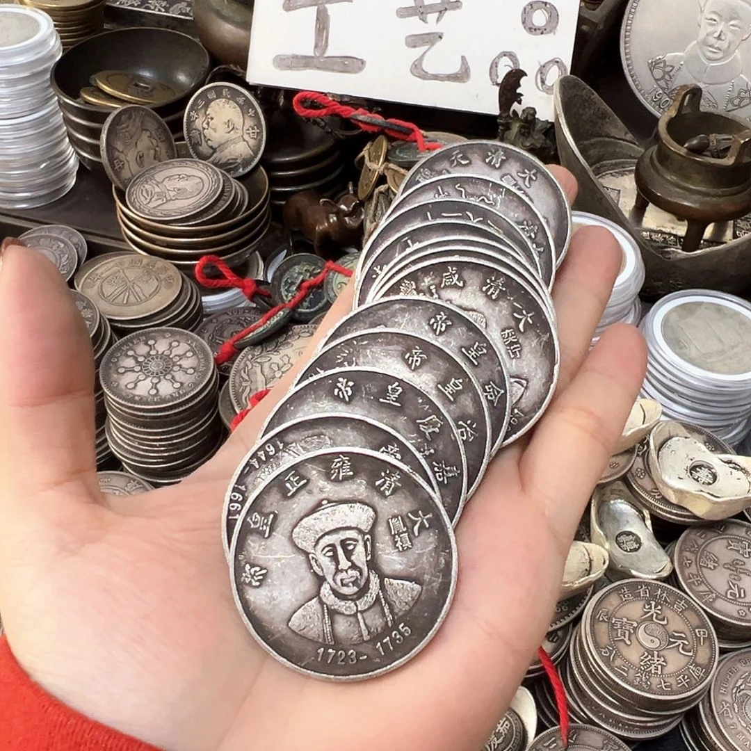 金属复古风格摆件