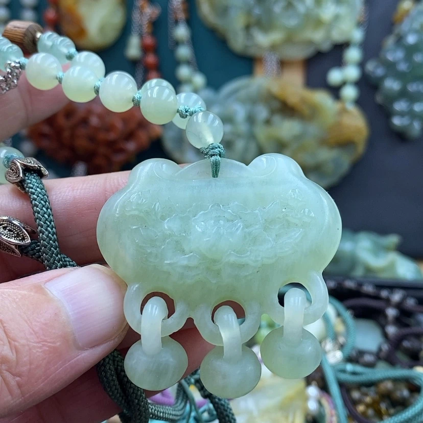 【闪购商品】未镶嵌岫玉吊坠