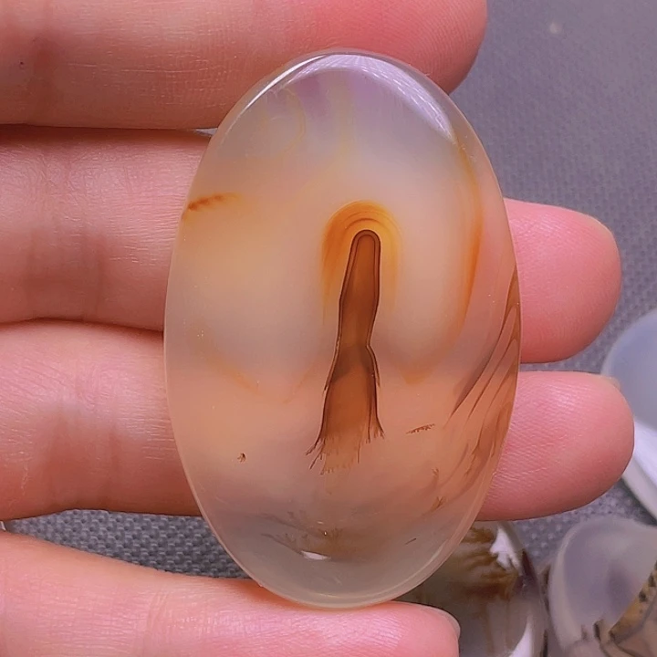 赵***.未镶嵌吊坠(不含链)玛瑙/玉髓
