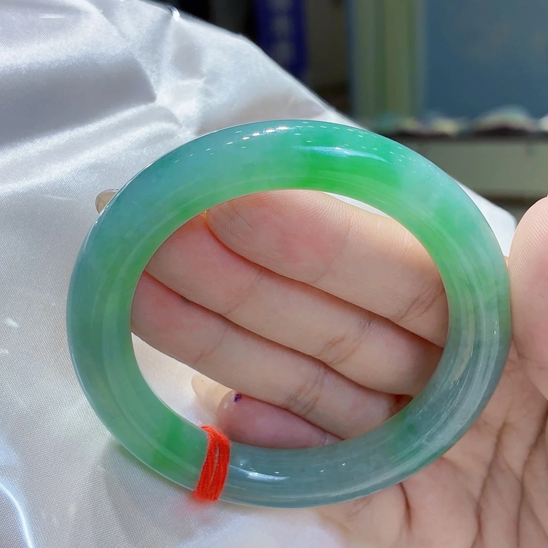 未镶嵌手镯翡翠向*花翡翠手镯57