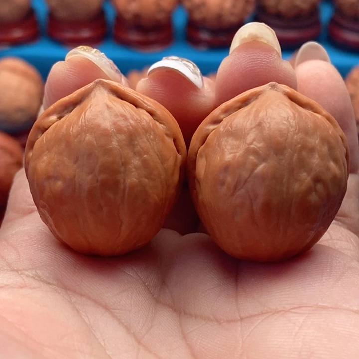 核桃精品文玩核桃手捻黄金甲