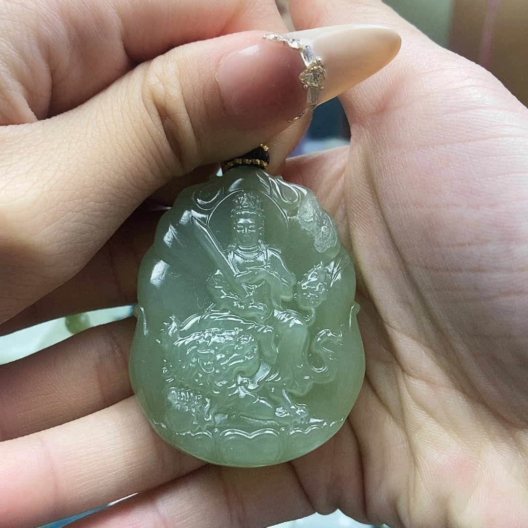 颈饰未镶嵌和田玉不**闹