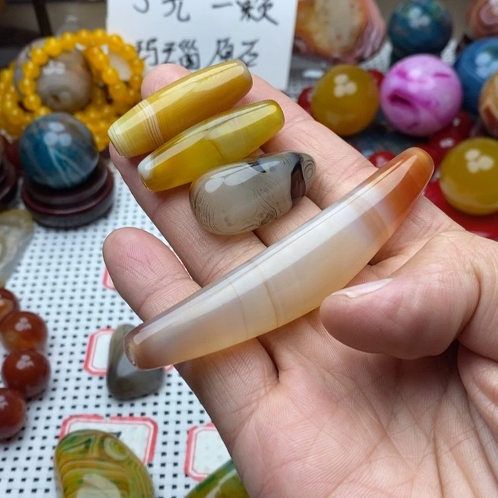 全***终玛瑙/玉髓未镶嵌颈饰