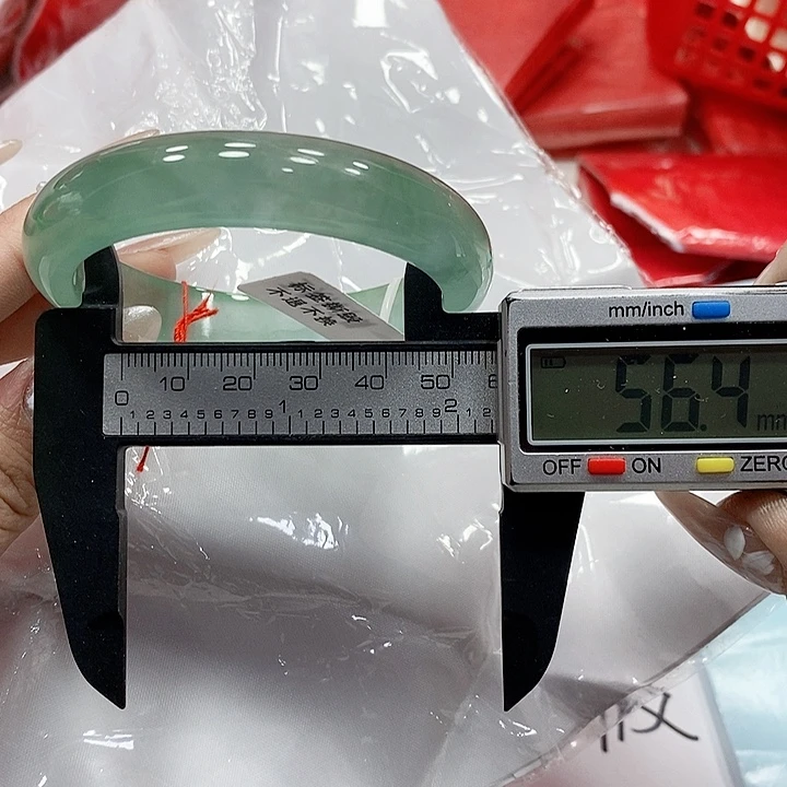 翡翠手镯未镶嵌109