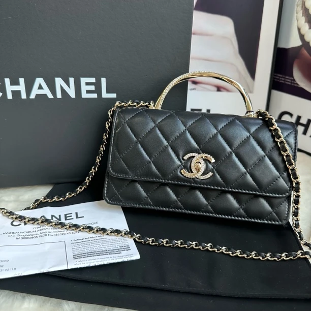 未使用 Chanel/香奈儿 24K黑金水钻手柄风琴迷你woc(24.11月票）