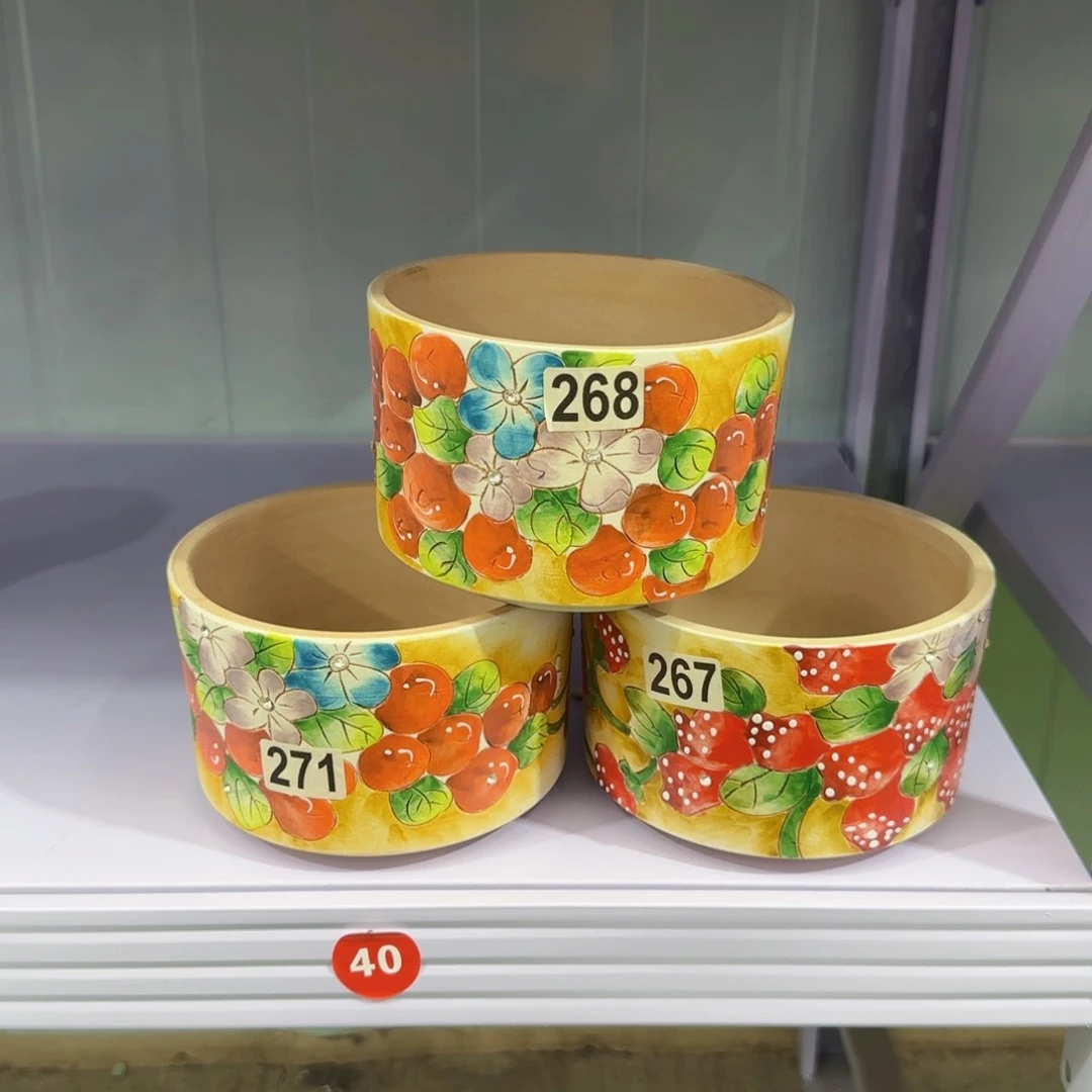 内口径13高9.5左右的，3个