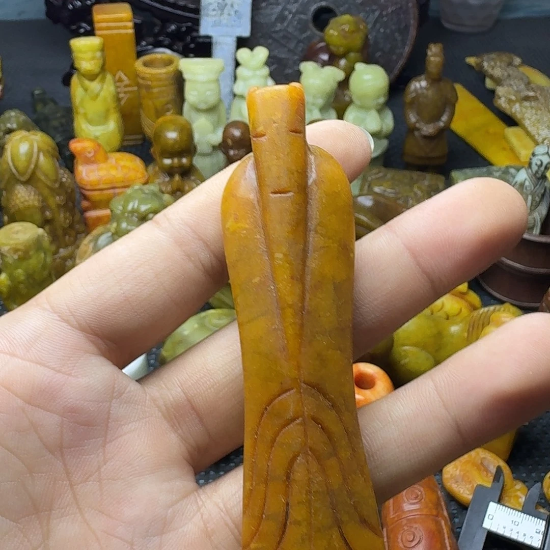 白玉菩提吊坠。。。
