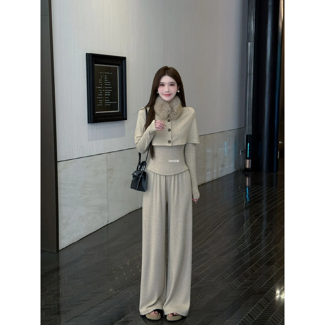 【暖冬可可】冬日温暖V领上衣披肩斗篷毛领围脖直筒百搭裤套装A506