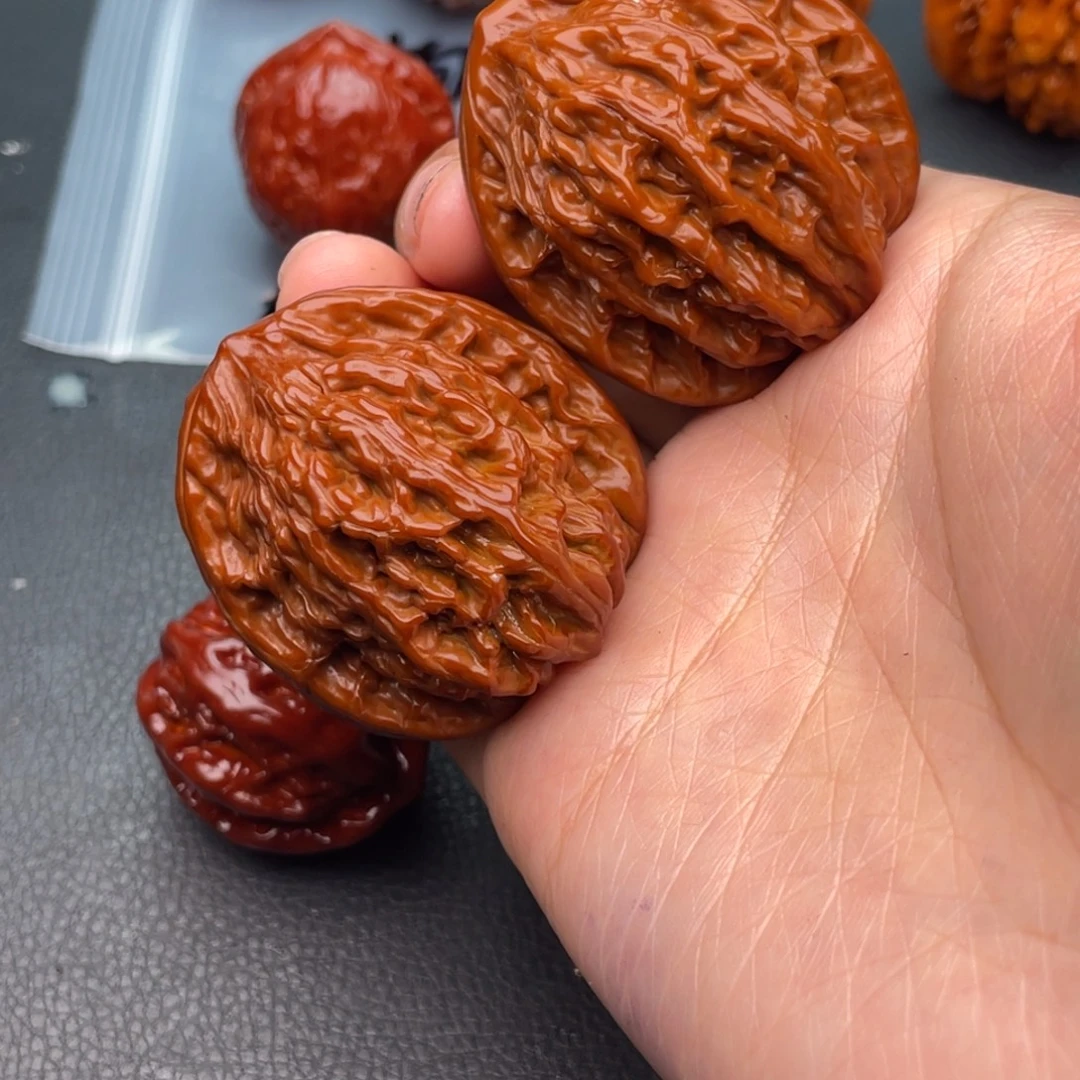 M***u把件文玩核桃麦虎