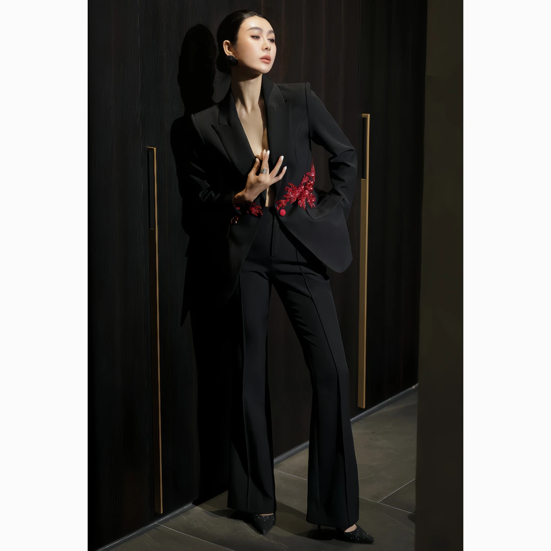 ZEROYK设计师款高定职业女装御姐气质撞色腰部钉珠西服长裤两件套