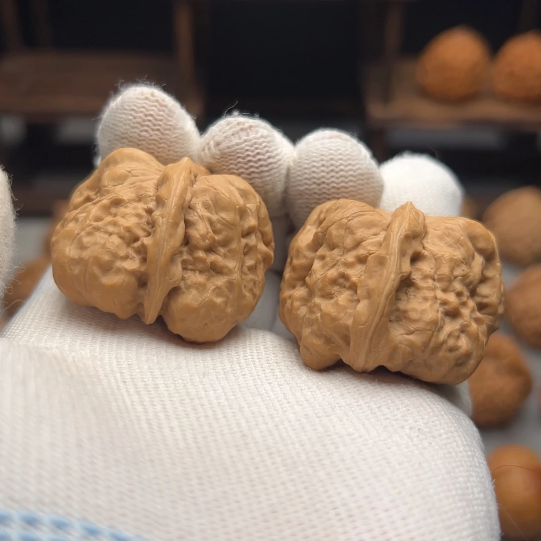 桃核把件蛤蟆一根筋37.38.29