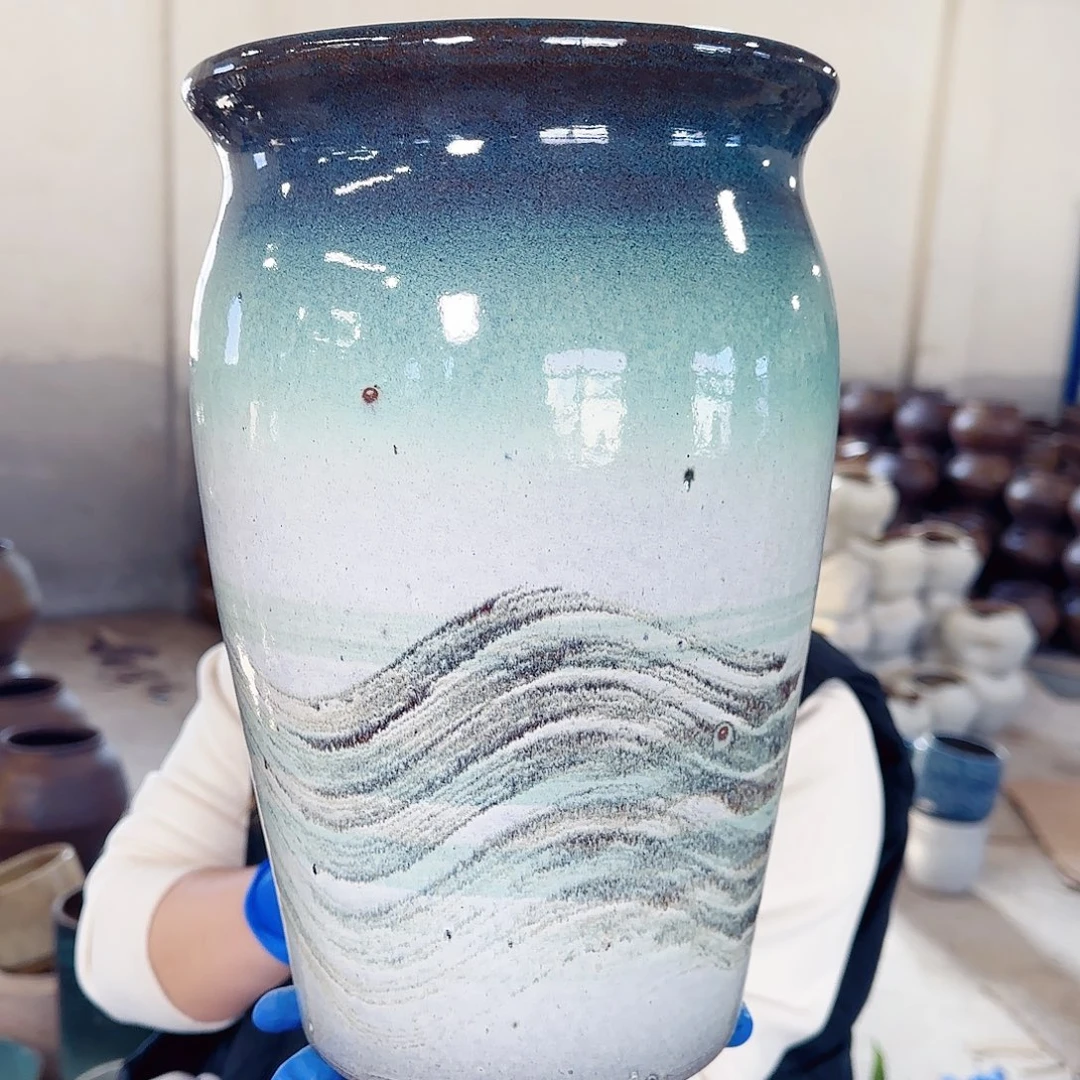 紫砂花盆高30口19。微瑕