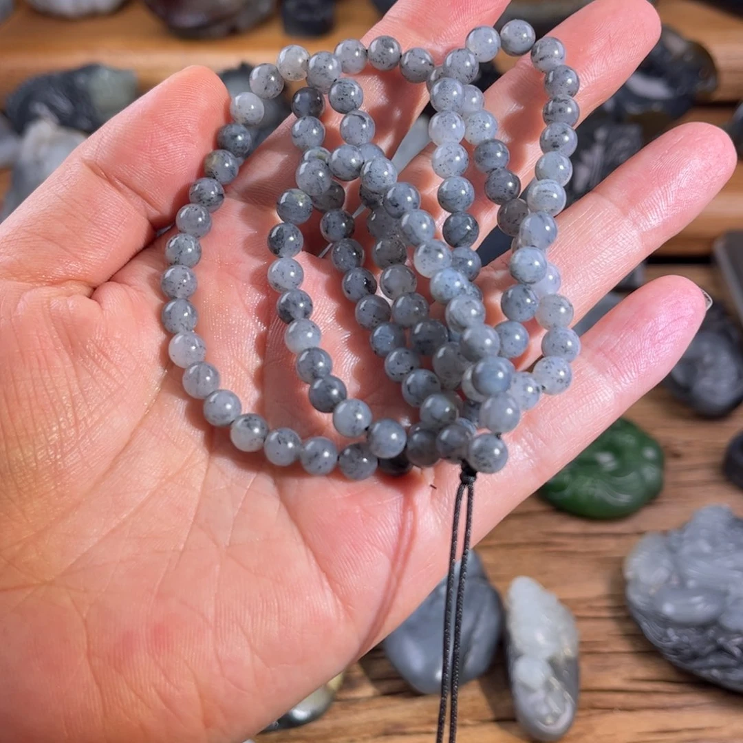 和田玉未镶嵌颈饰大*