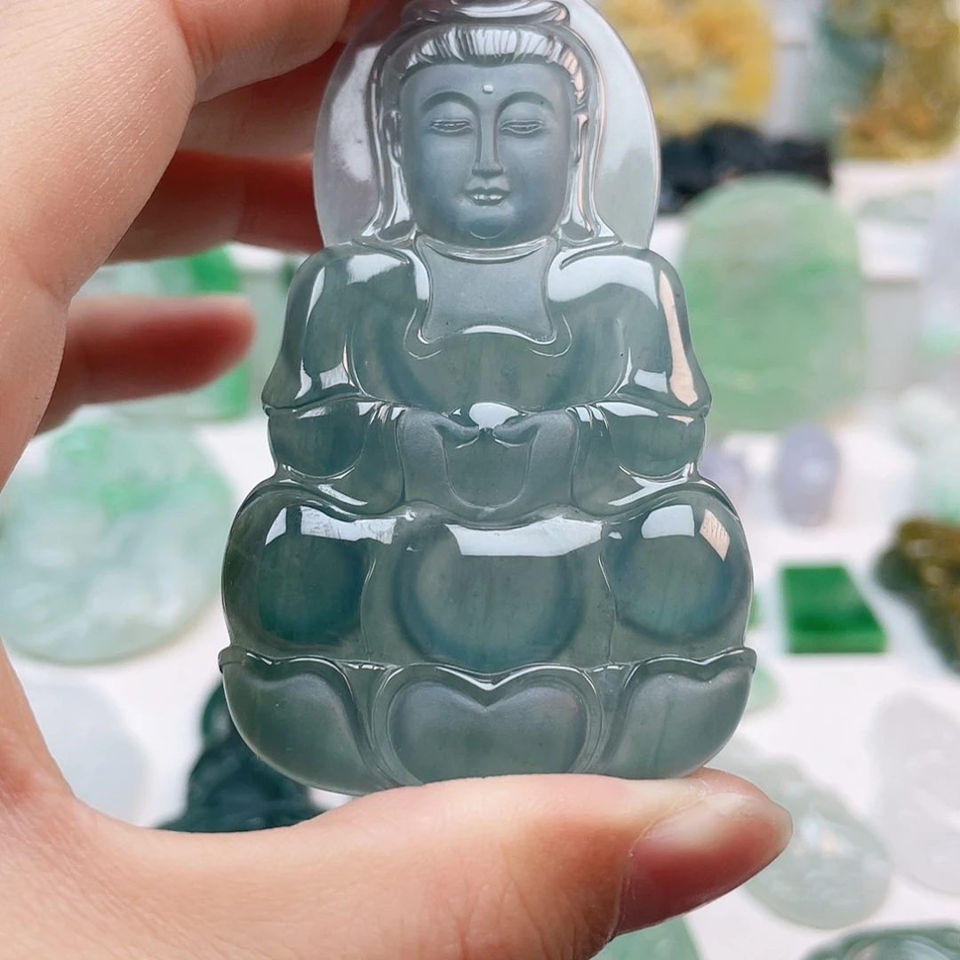翡翠颈饰未镶嵌观音