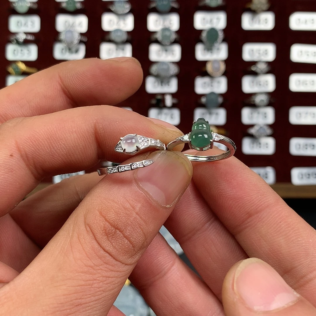 T***i翡翠银S925镶嵌戒指39