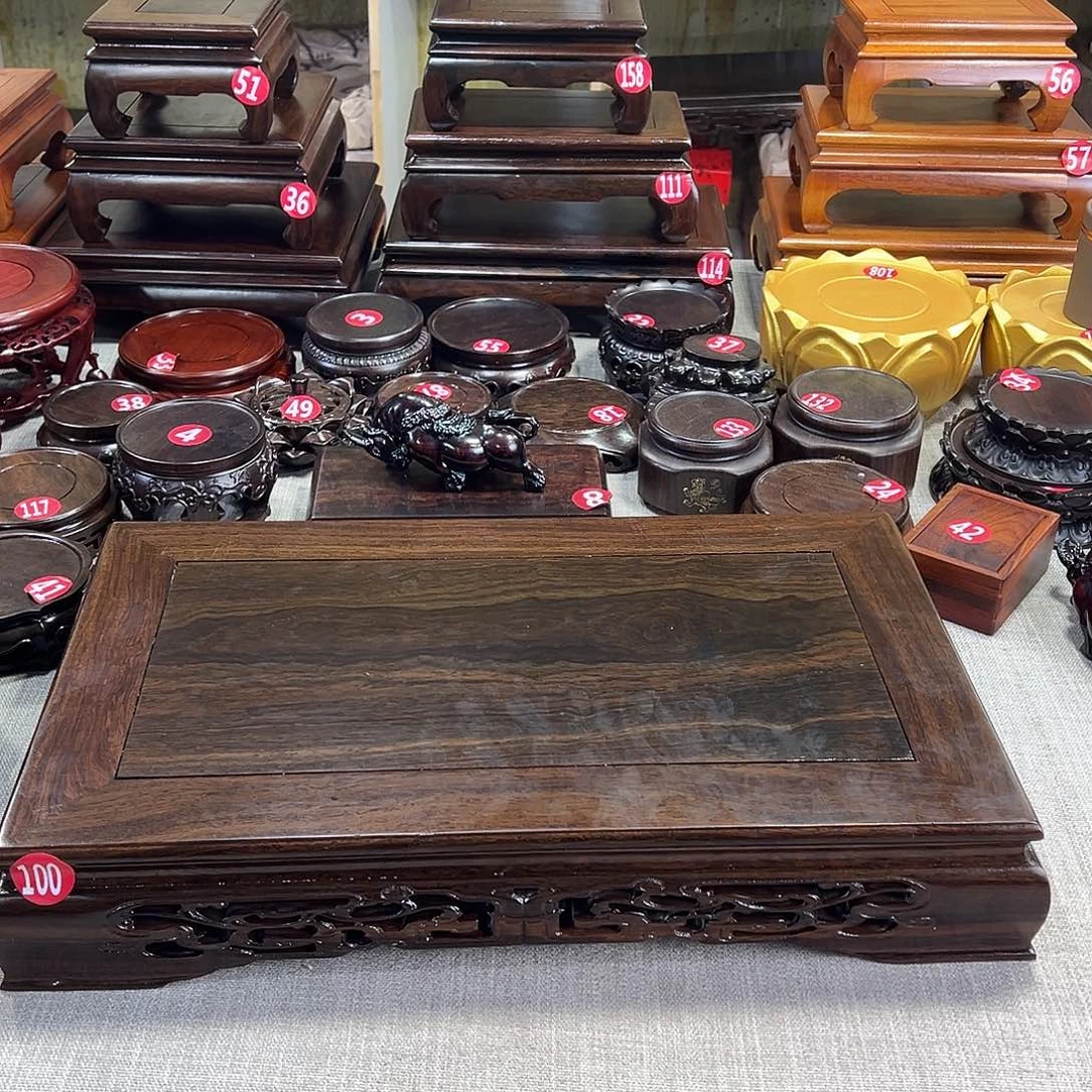 红木底座精雕工艺品