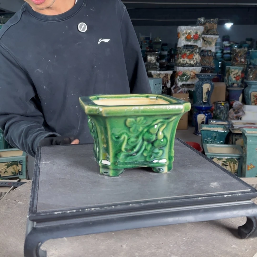 一风堂石湾花盆。