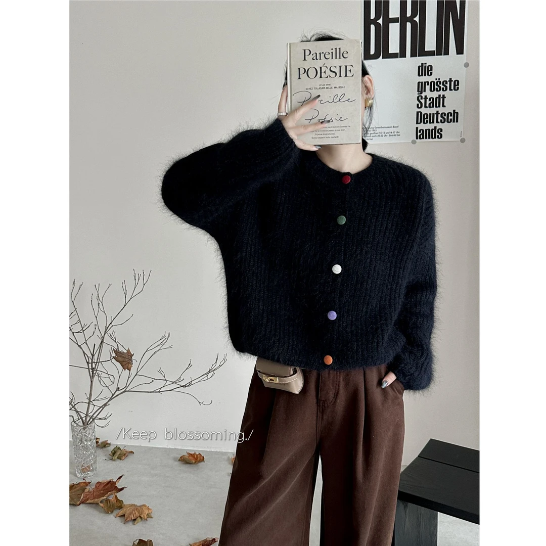 2025韩系多彩缤纷包扣长毛貂绒针织衫外套休闲简约宽松时尚款