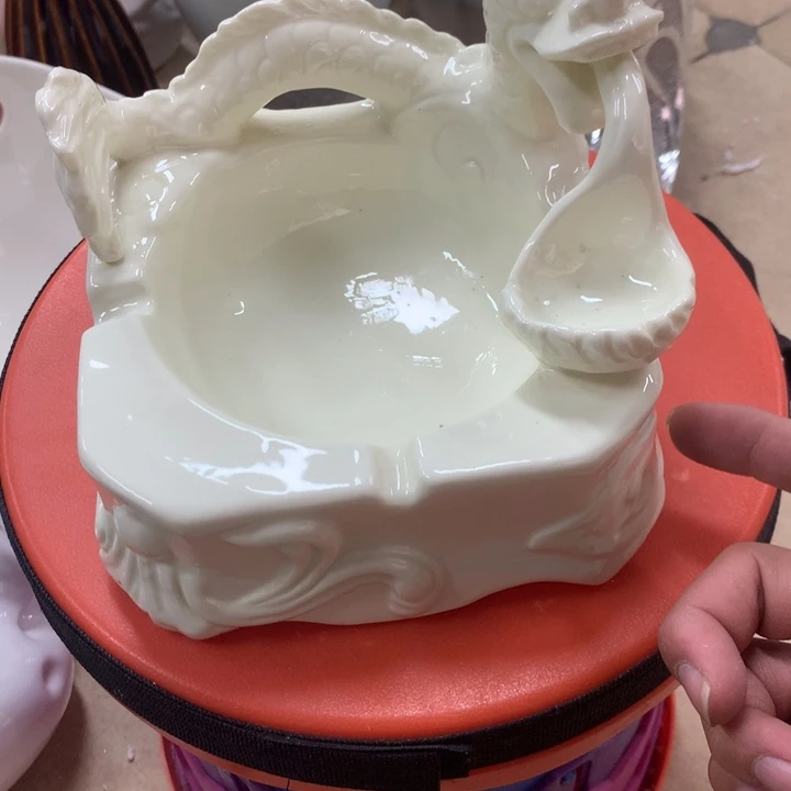 摆件陶瓷。。。。。。。