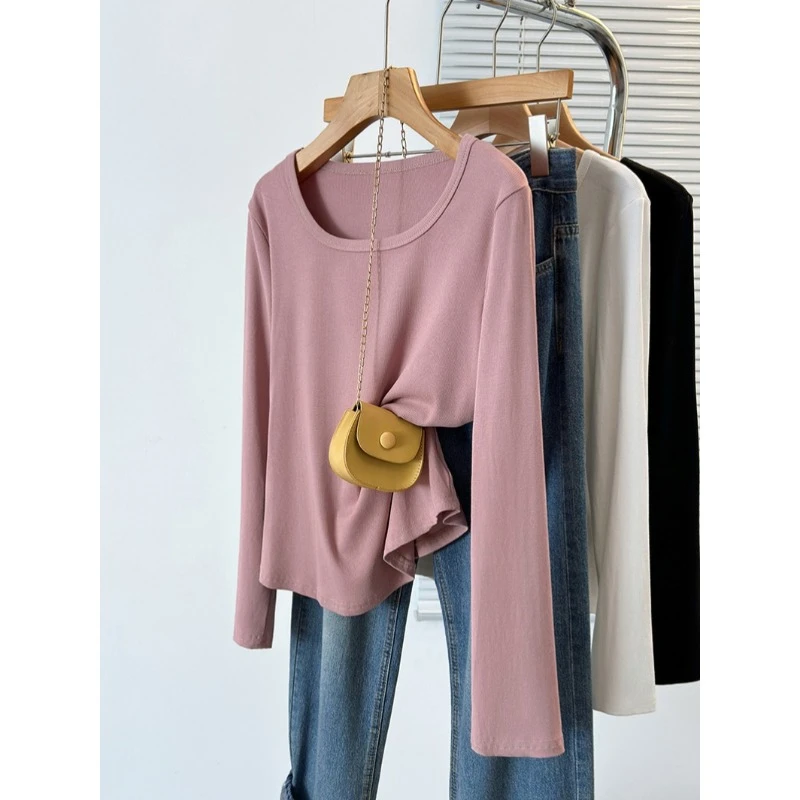 大码女装U领长袖T恤女秋季胖妹妹下摆弧形显瘦上衣遮肚藏肉打底衫