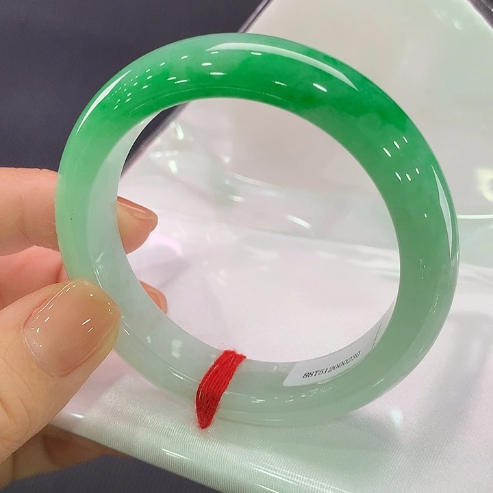 翡翠未镶嵌手镯正圈51-52