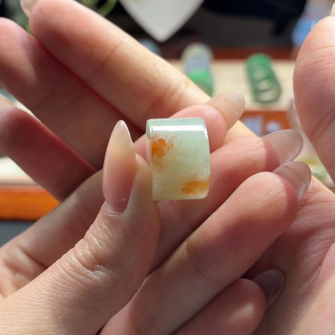 未镶嵌定制翡翠桂花糕 戒指心