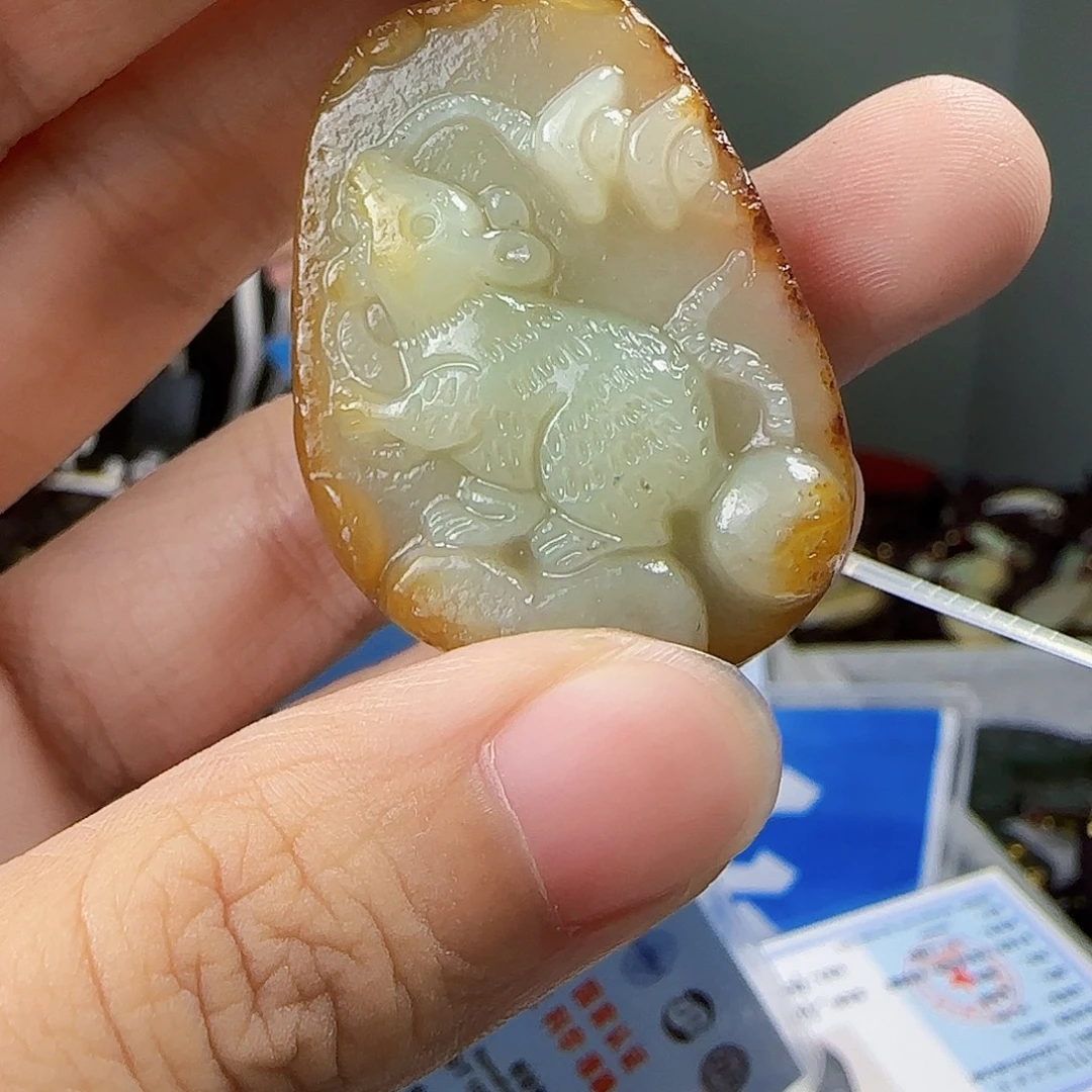 和田玉未镶嵌挂件