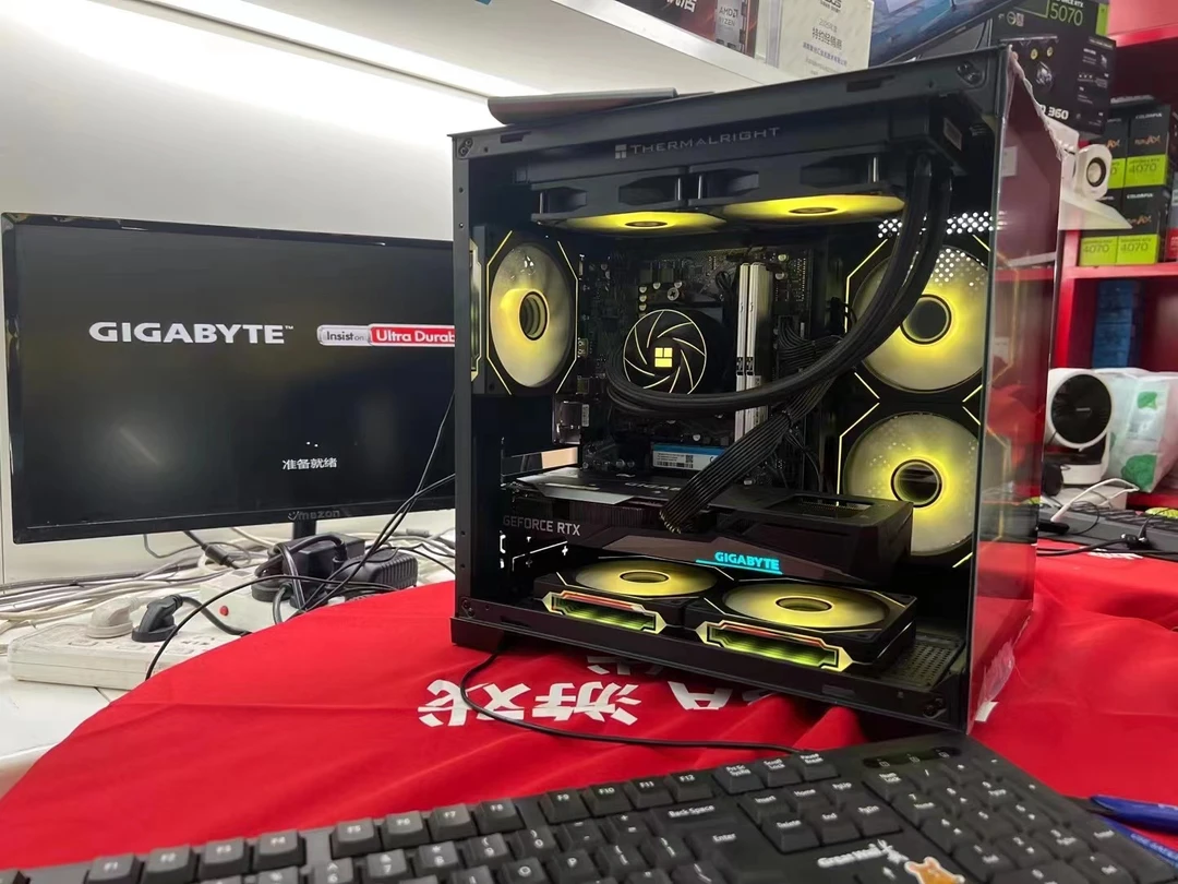 定制游戏主机1台 14600KF +4070S