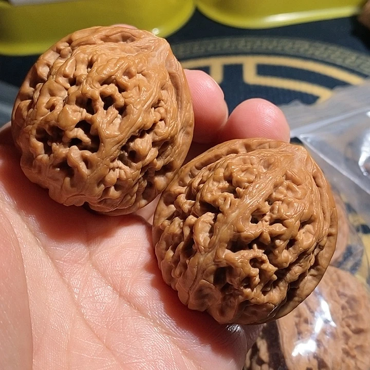 【闪购商品】文玩核桃吊坠叫***生凤凰台