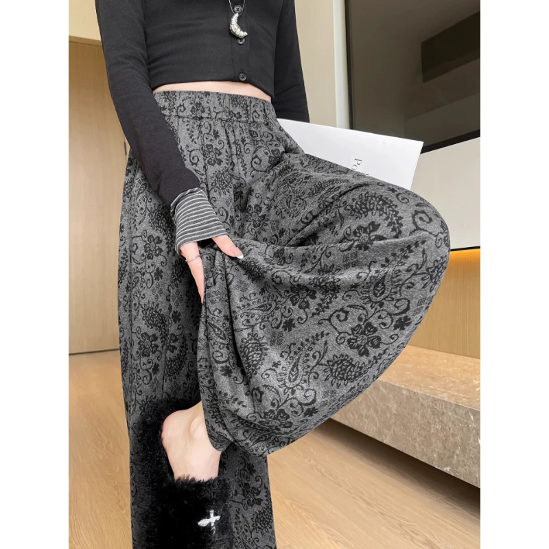 老钱风腰果花阔腿裤女春秋季2025款高腰垂感宽松显瘦针织直筒拖地