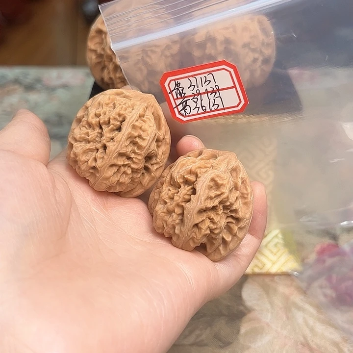 把件文玩核桃?**乐马蹄