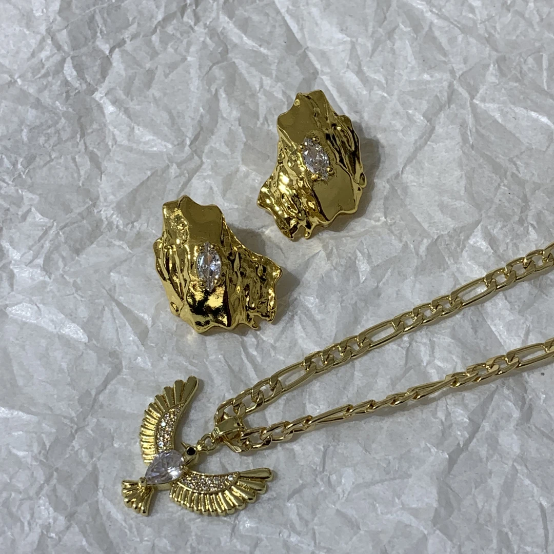 钛钢项链 LARVINA法式复古金色天使两件套