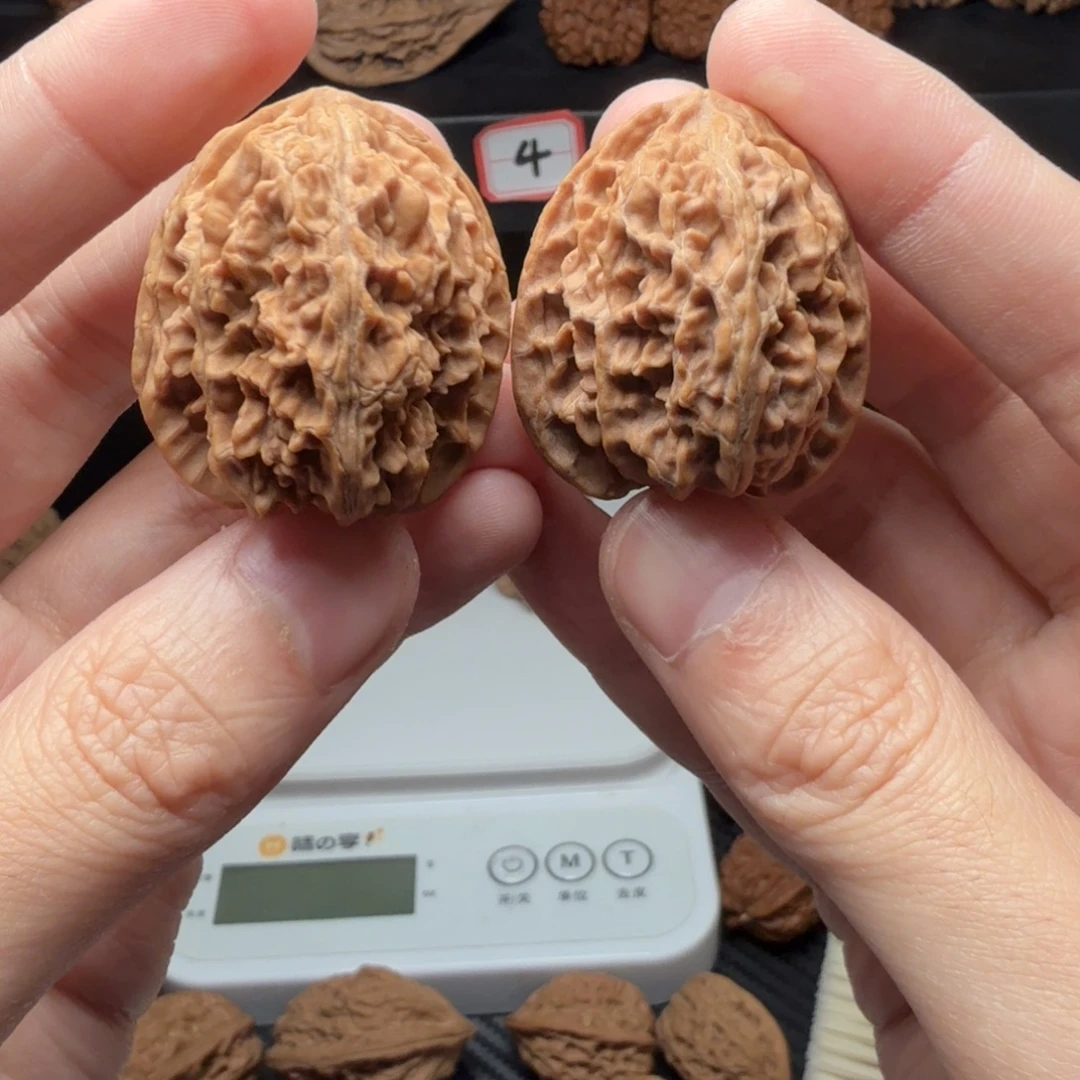 把件文玩核桃炮弹苹果33边