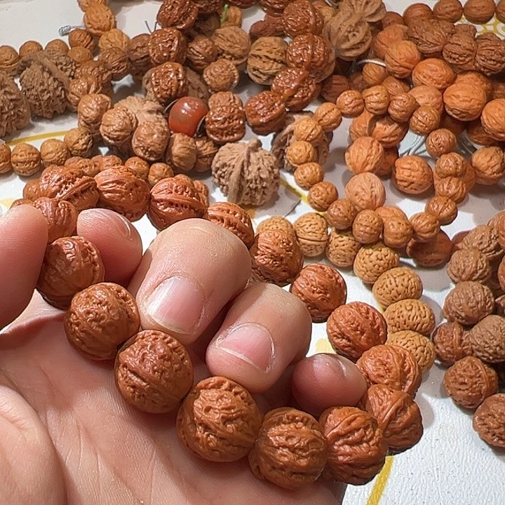 文玩核桃手串14.5小狮子头