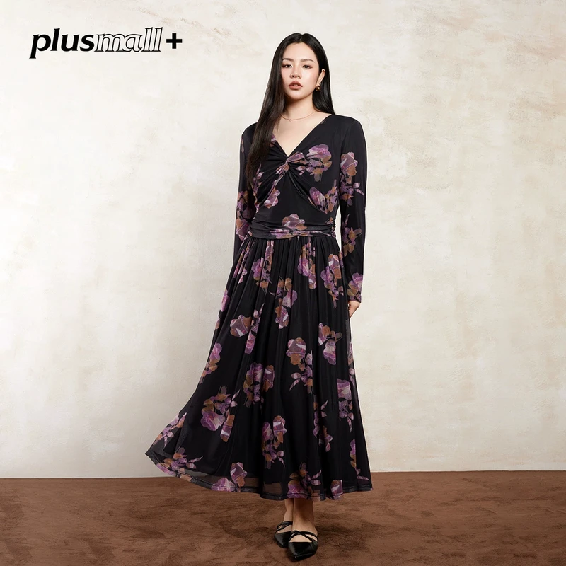 PLUSMALL 琉璃玫瑰 网眼针织玫瑰数码印花V领连衣裙PAC2411080