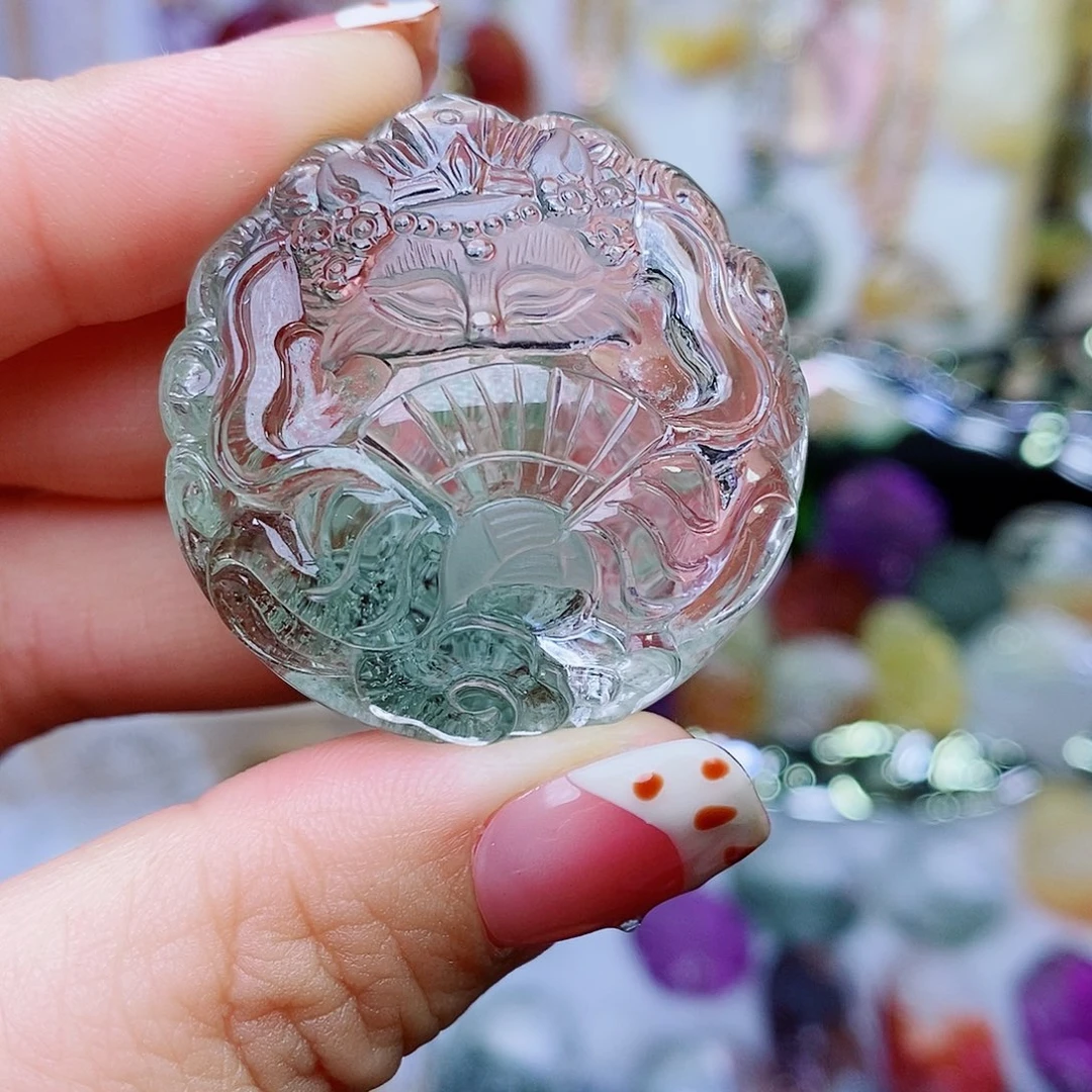 未镶嵌吊坠(赠链)水晶