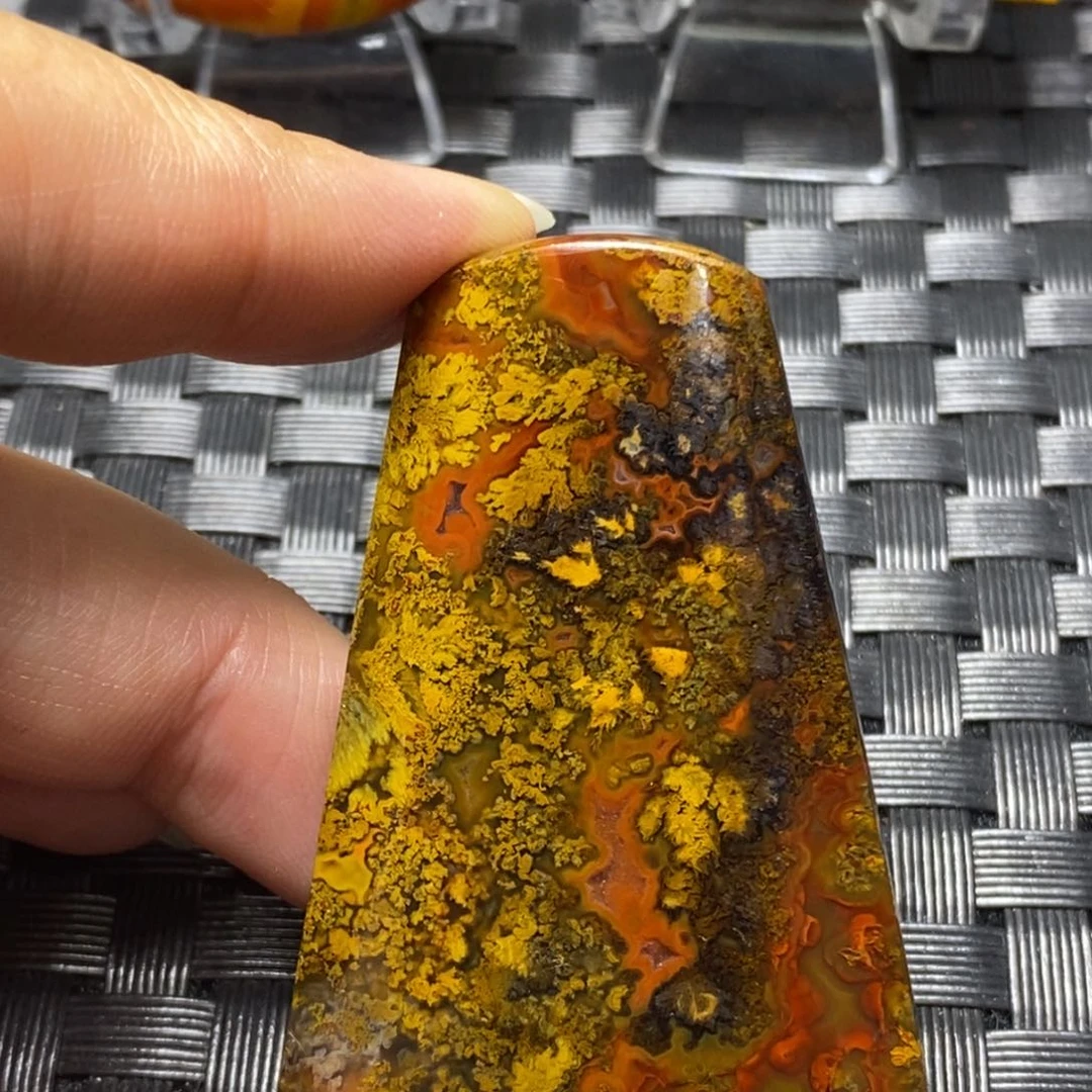 玛瑙/玉髓颈饰未镶嵌富**?