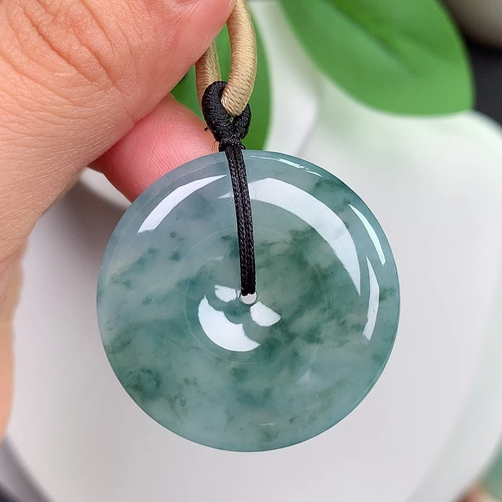 翡翠未镶嵌颈饰平安扣 32.1x5.7mm