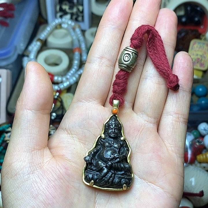 大叶紫檀（黑酸枝木类）