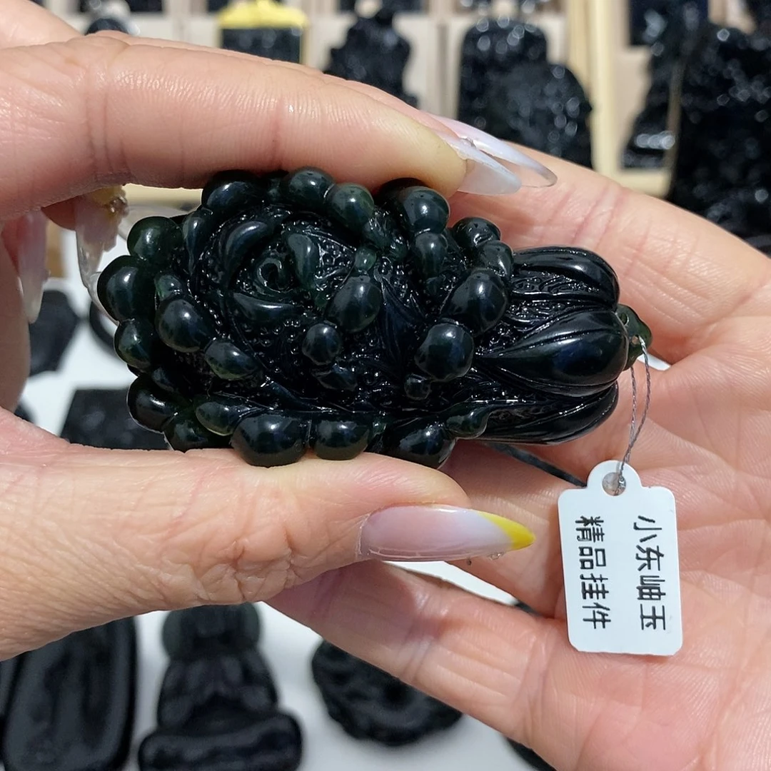用***8岫玉未镶嵌纯天然岫玉颈饰