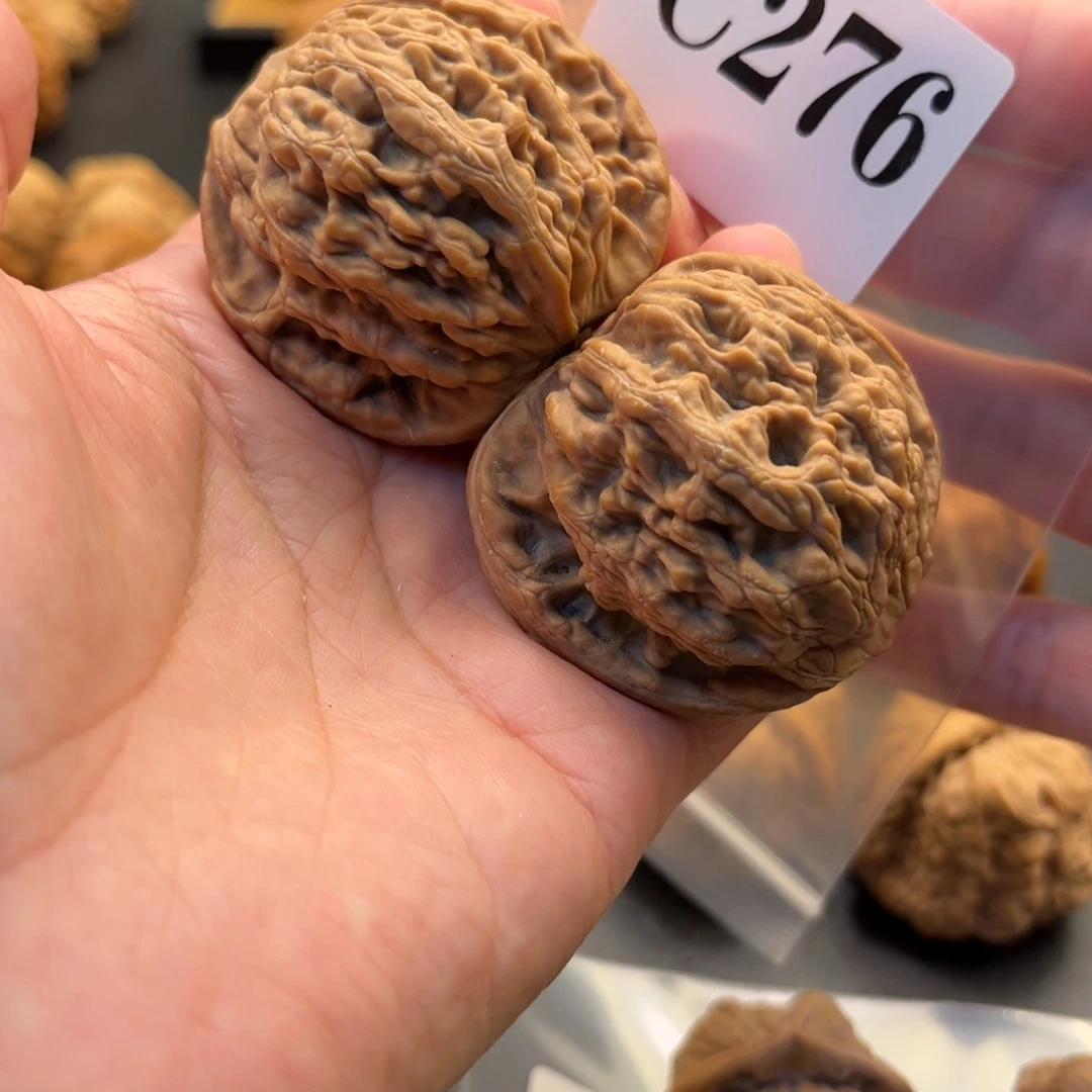 志***得桃核把件虎头福利44文玩核桃